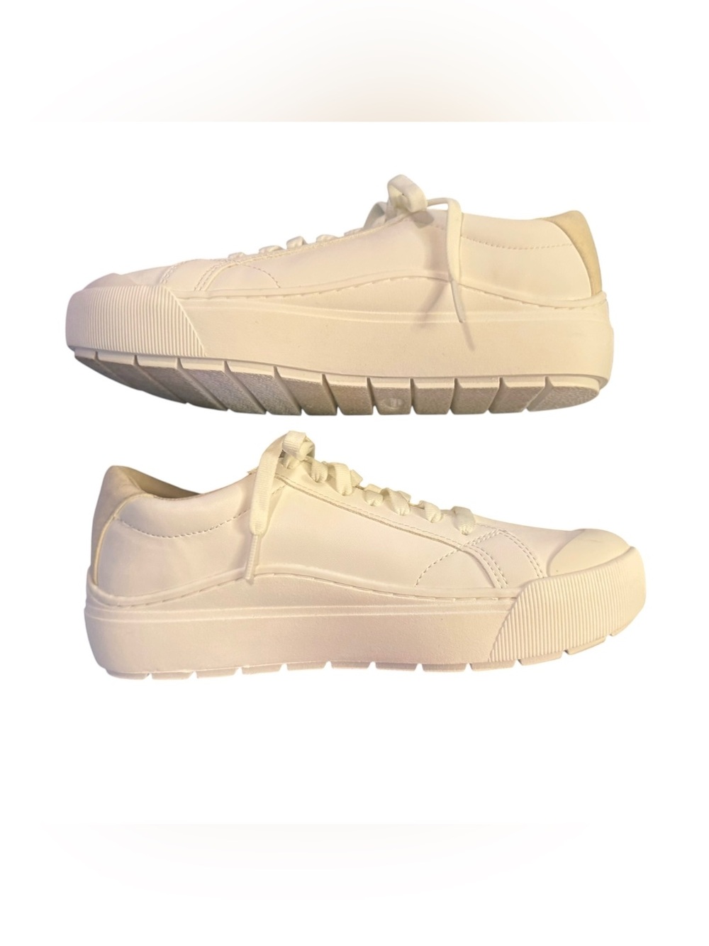 Dr. Scholl's Time Off White and Cream Lace-Up Sneaker Women’s Size 7.5 - Picture 4 of 8